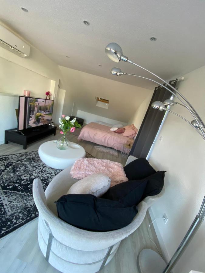 Agreable Chambre D'Hote Calme Avec Piscine Souvans Exteriör bild